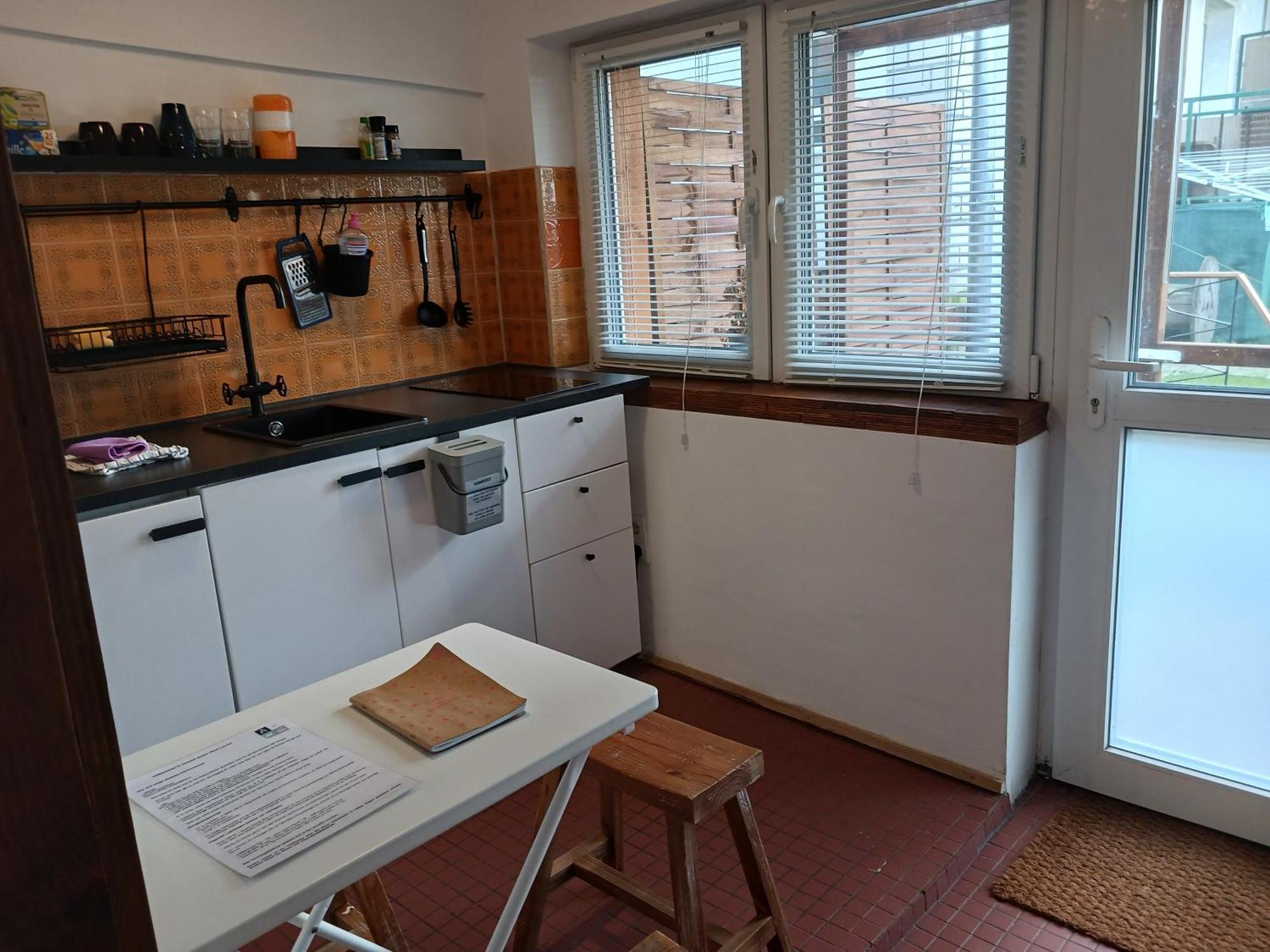 Squat Deluxe Berlin, The Hostel Екстер'єр фото